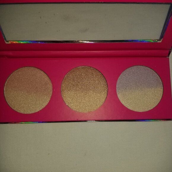 Beauty Creations - Unicorn Dream - Highlighter Palette - Picture 6 of 6